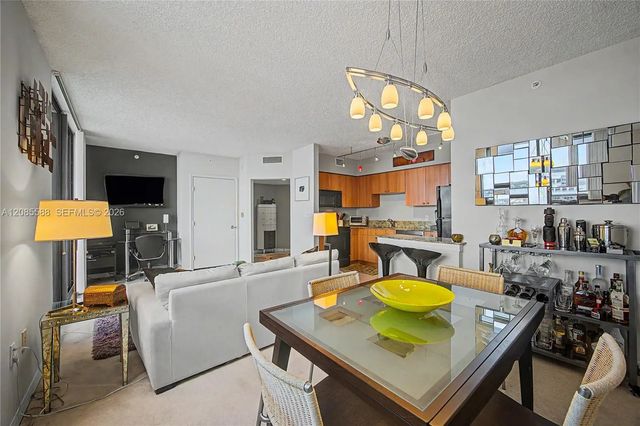 3 of 27 - 1330 West Avenue #2412, Miami Beach, FL