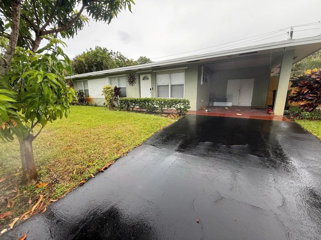 522 Heron Drive, Delray Beach