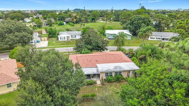 1324 Cromey Road Ne, Palm Bay