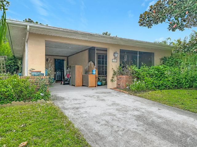 2 of 76 - 1324 Cromey Road Ne, Palm Bay, FL