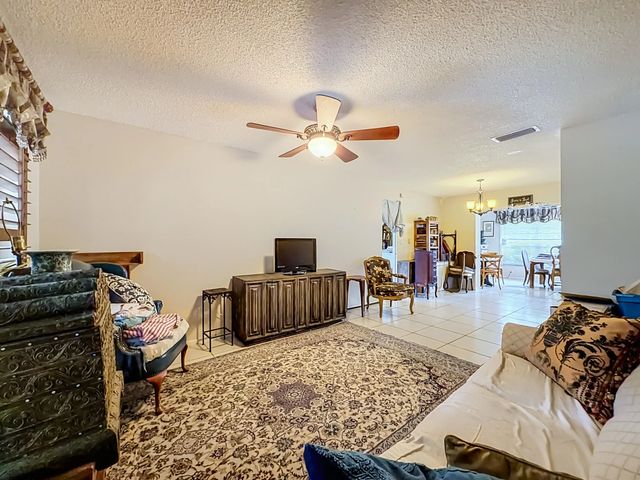 4 of 76 - 1324 Cromey Road Ne, Palm Bay, FL