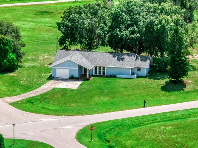 2 of 46 - 8316 Hampshire Drive, Sebring, FL