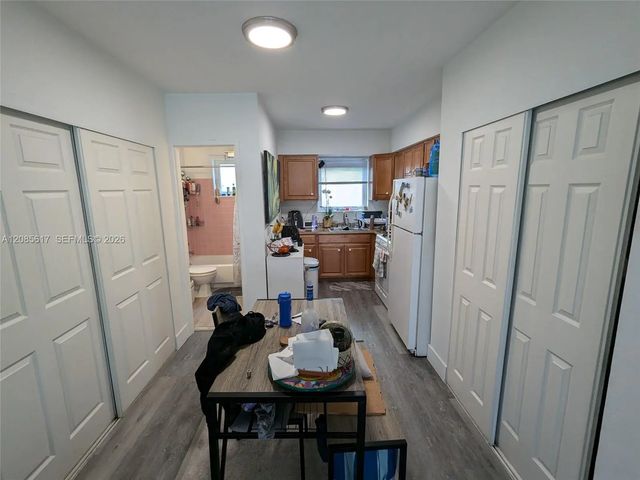 4 of 13 - 158 Ocean Drive #203, Miami Beach, FL