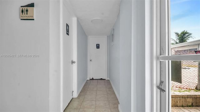 3 of 19 - 8001 Crespi Boulevard #4b, Miami Beach, FL