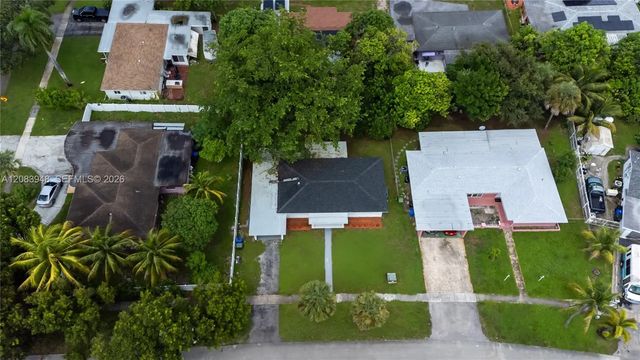 4 of 52 - 810 Wyoming Avenue, Fort Lauderdale, FL