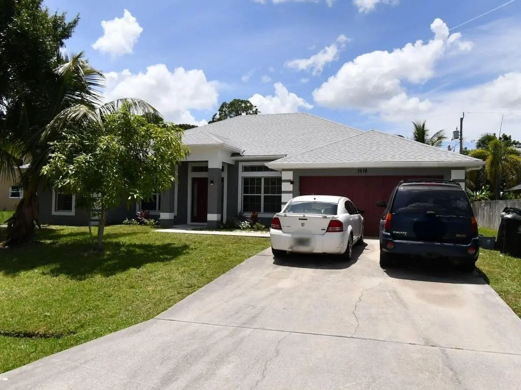 1218 Sw Melrose Avenue, Port St. Lucie