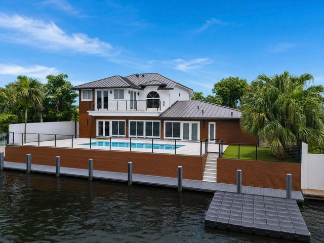 2 of 17 - 11 Castle Harbor Isle Drive, Fort Lauderdale, FL