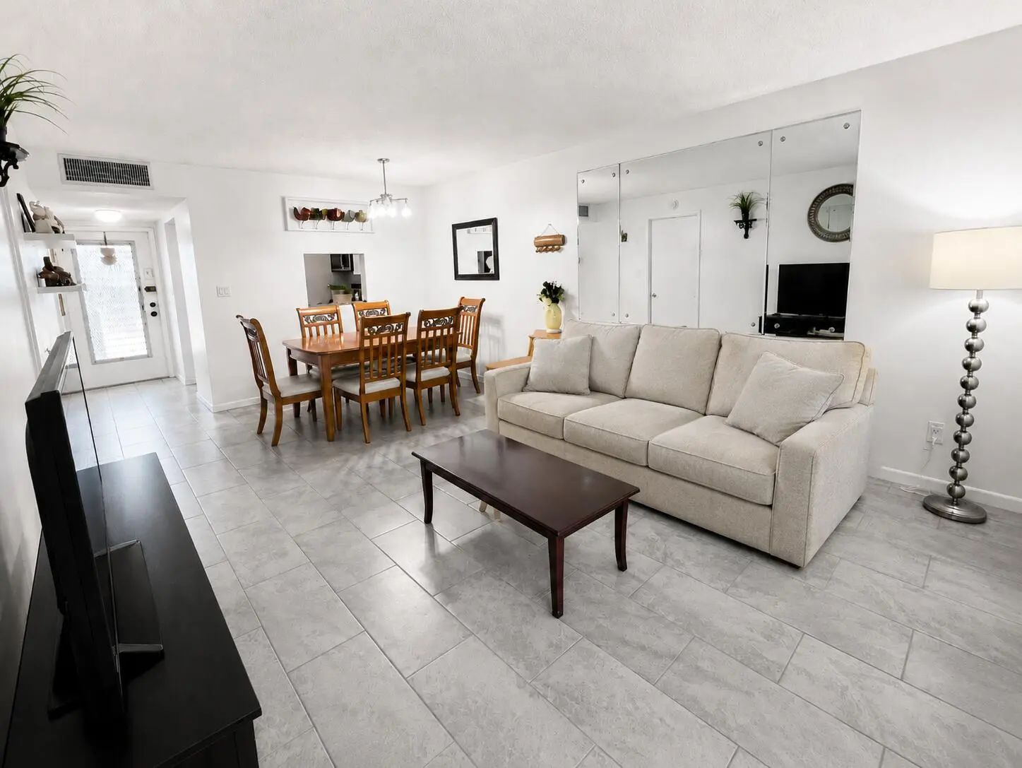 6300 Nw 62nd Street #308, Tamarac
