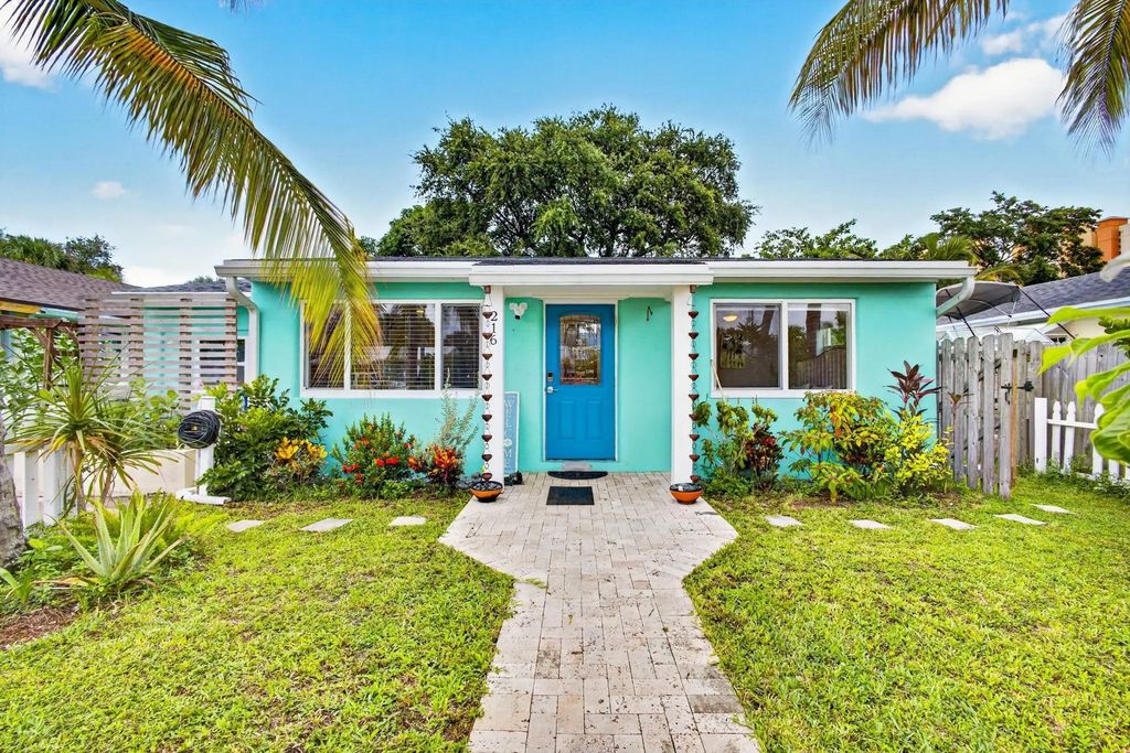 216 E 24th Street, Riviera Beach