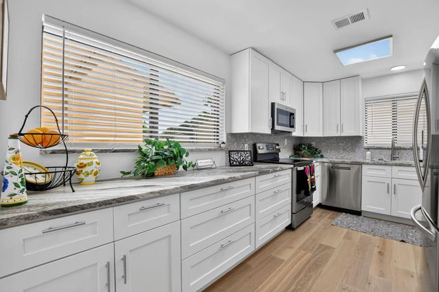 5 of 53 - 818 Nw 26th Avenue, Delray Beach, FL