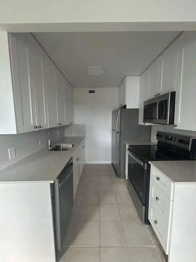 4119 Newport U, Deerfield Beach