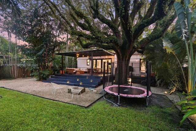 4 of 62 - 151 Ne 88th Street, El Portal, FL