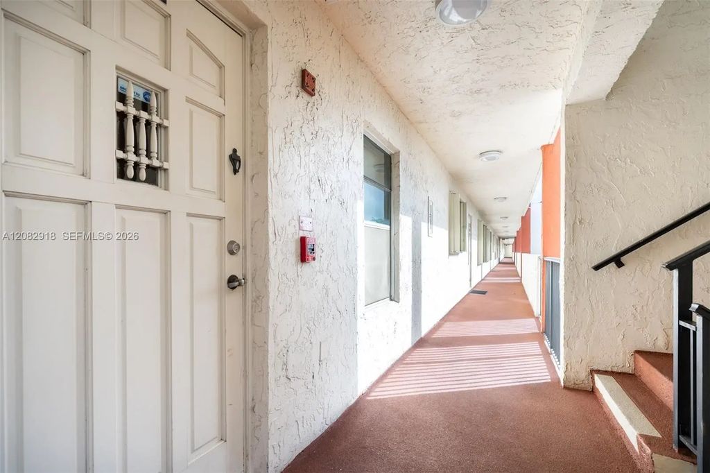 150 S Hollybrook Terrace #208, Pembroke Pines