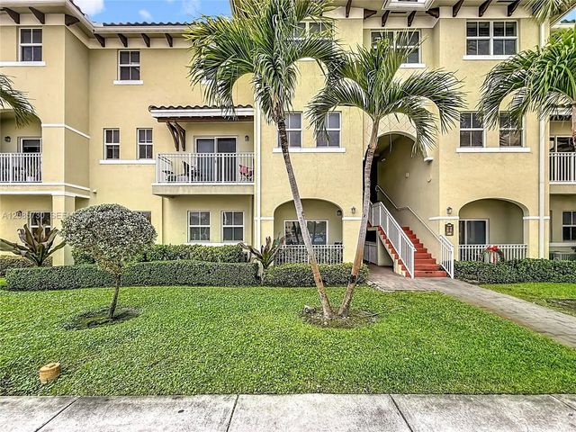 2 of 27 - 260 Nw 109th Avenue #206, Miami, FL