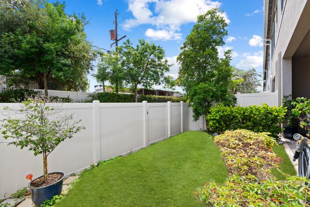 5 of 30 - 149 Bandol Street, Riviera Beach, FL
