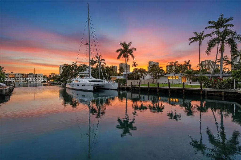 536 Hibiscus Drive #., Hallandale Beach