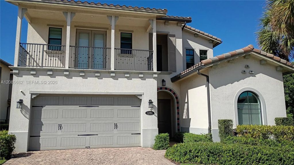 1280 Sw 113th Way, Pembroke Pines