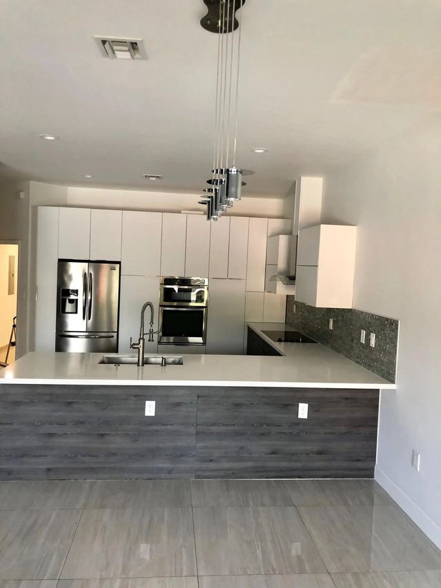 5 of 10 - 2728 Treasure Cove Circle #2728, Dania Beach, FL