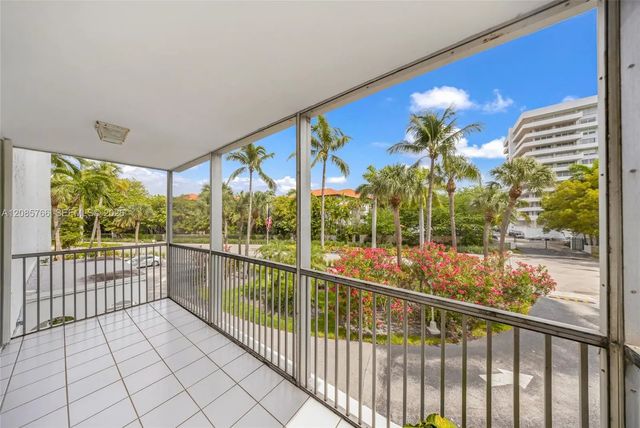 5 of 39 - 150 Ocean Lane Drive #2h, Key Biscayne, FL