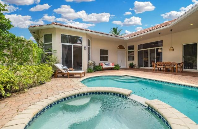 2 of 45 - 1604 Victoria Pointe Lane, Weston, FL