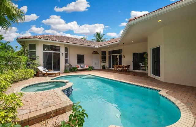 3 of 45 - 1604 Victoria Pointe Lane, Weston, FL
