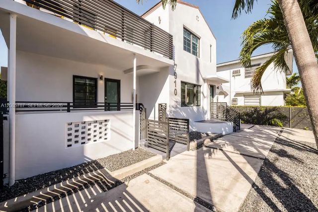 3 of 36 - 7910 Byron Avenue, Miami Beach, FL