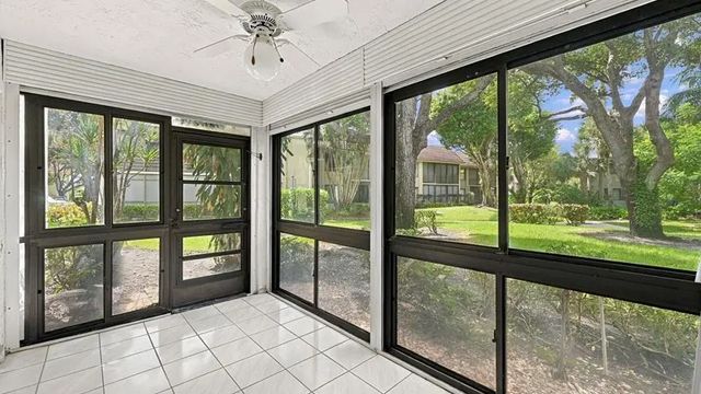 4 of 36 - 5640 Fairway Park Drive #101, Boynton Beach, FL