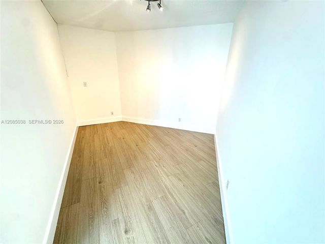 5 of 26 - 3901 S Ocean Drive #11l, Hollywood, FL