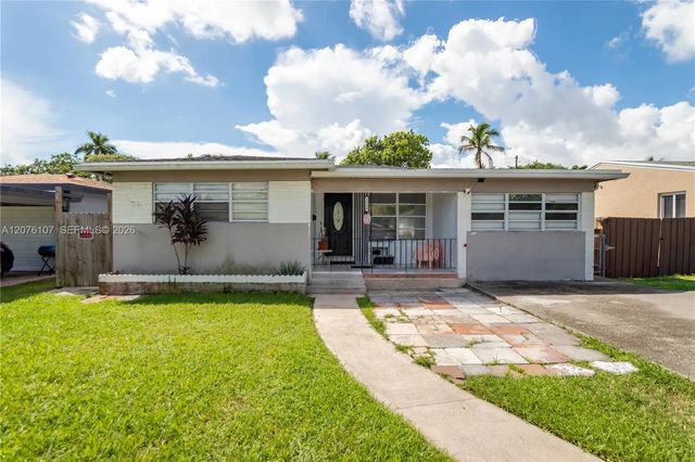 2530 Rodman, Hollywood