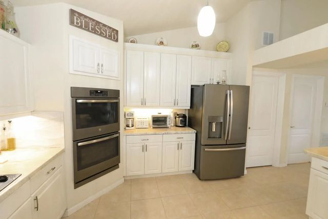 5 of 35 - 5822 Nw Bates Avenue, Port St. Lucie, FL