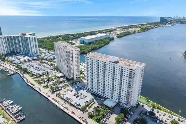 2 of 32 - 500 Bayview Drive #1920, Sunny Isles Beach, FL