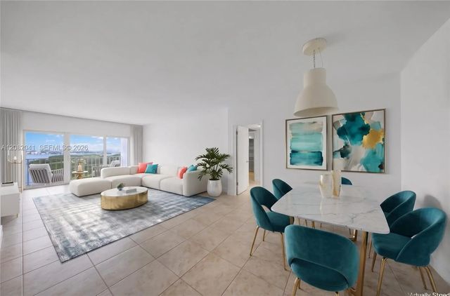 3 of 32 - 500 Bayview Drive #1920, Sunny Isles Beach, FL