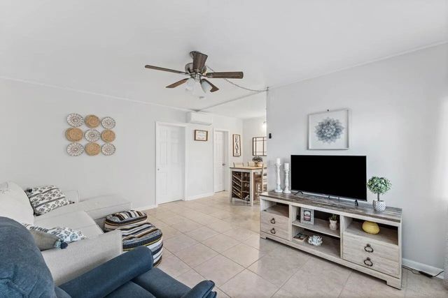11 Sw 4th Avenue #unit 6, Boca Raton
