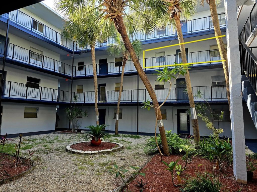2860 Somerset Drive #317k, Lauderdale Lakes