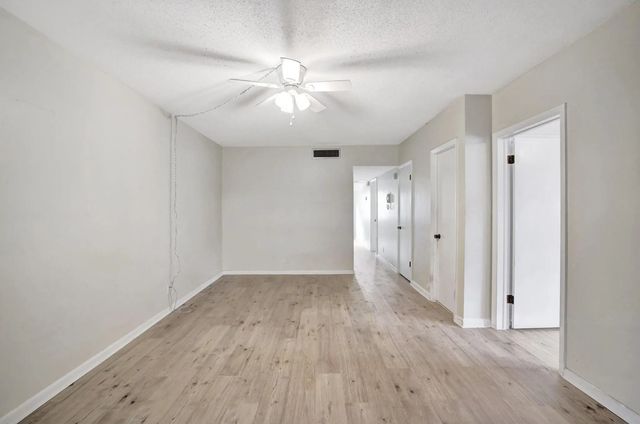 4 of 39 - 917 Ne 16th Avenue #7, Fort Lauderdale, FL