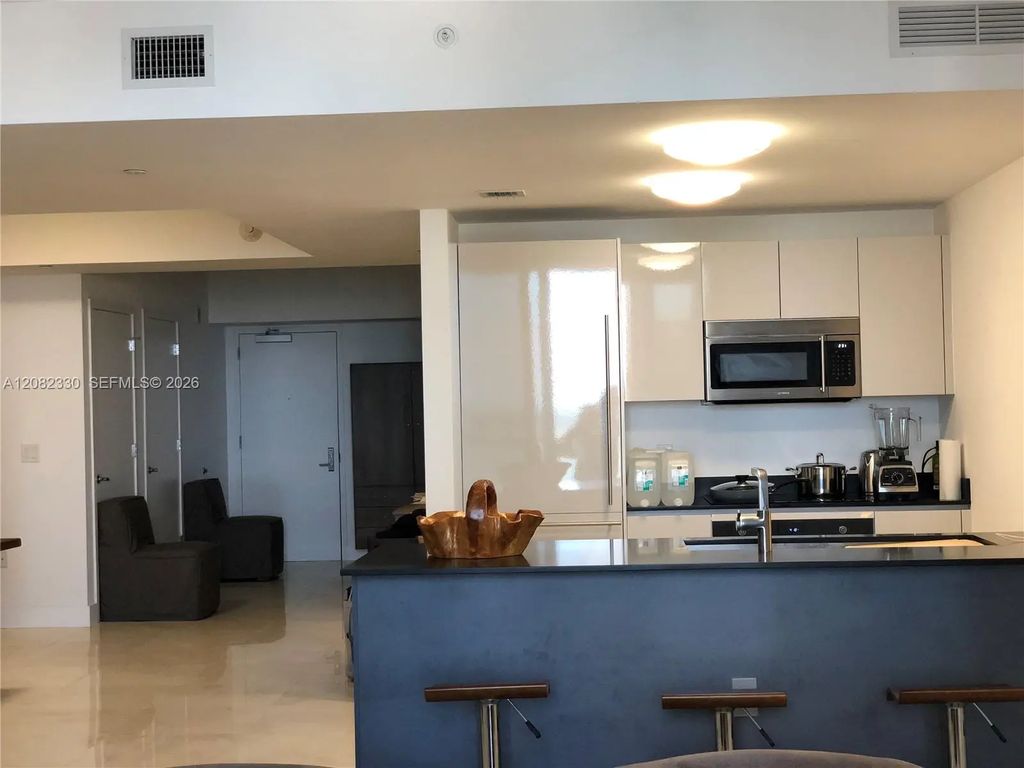 1010 Brickell Avenue #2302, Miami