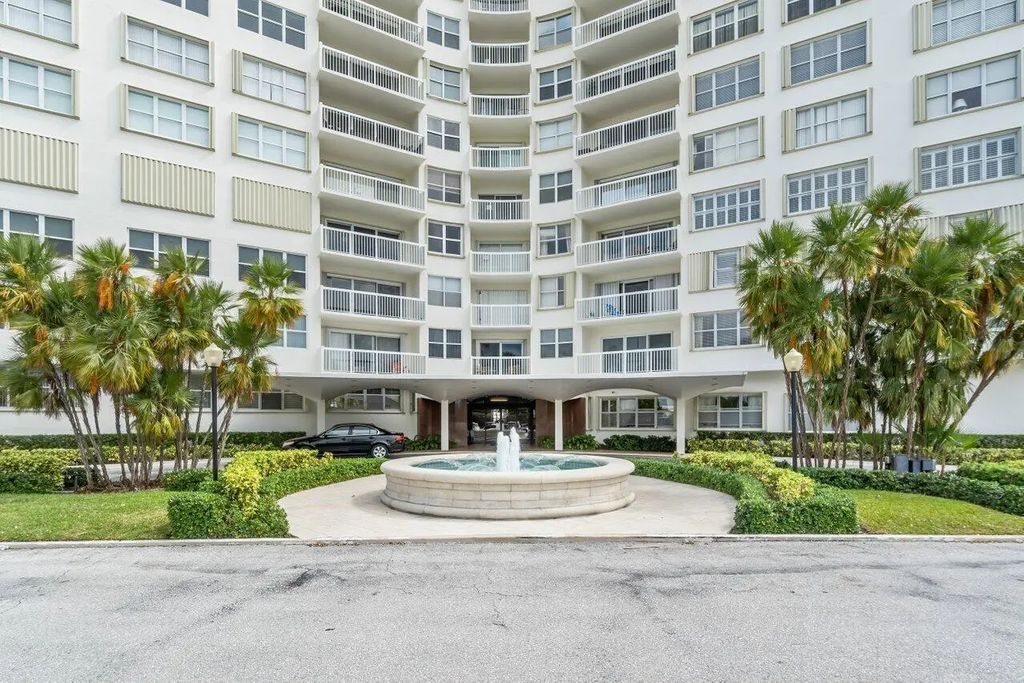 2600 N Flagler Drive #102, West Palm Beach