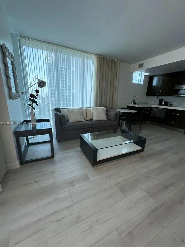 17315 Collins Avenue #2006, Sunny Isles Beach