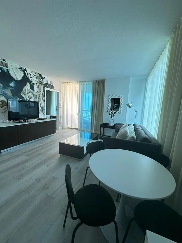 5 of 21 - 17315 Collins Avenue #2006, Sunny Isles Beach, FL