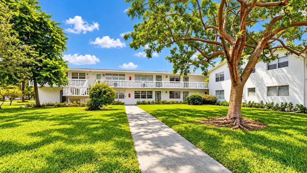 306 Farnham M, Deerfield Beach