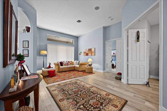4 of 43 - 15522 Cypress Park Drive, Wellington, FL