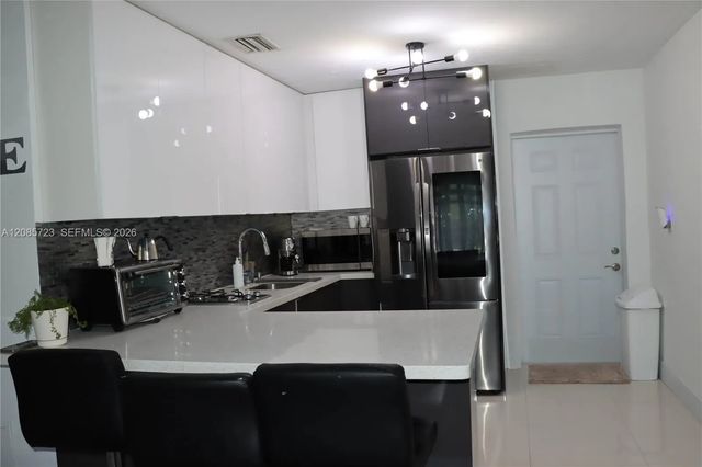 5 of 37 - 6506 Sw 20th Street, Miramar, FL
