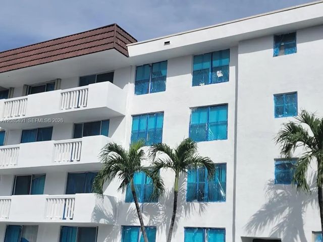 5 of 17 - 1800 Sans Souci Boulevard #115, North Miami, FL