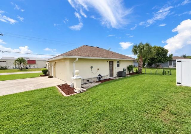 2 of 17 - 1328 Se 15th Place, Cape Coral, FL