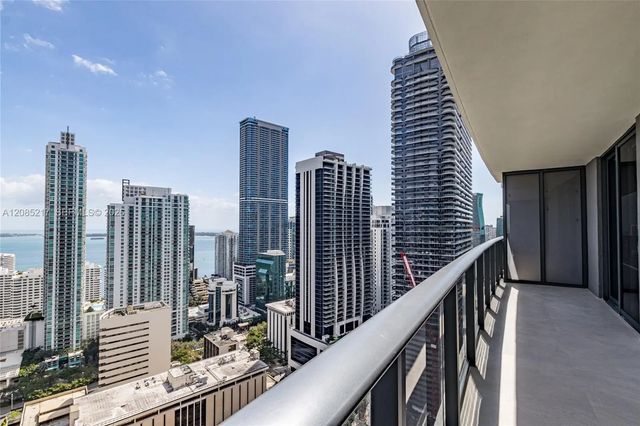 3 of 38 - 45 Sw 9th Street #3302, Miami, FL