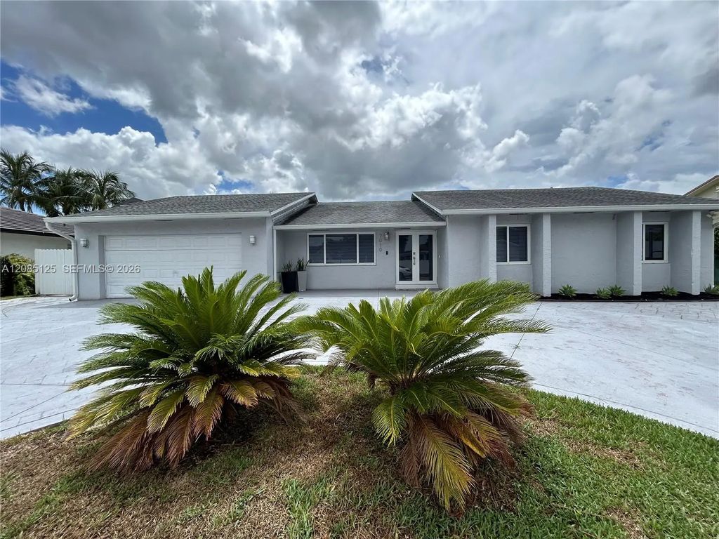 7010 Sw 144th Place #7010, Miami
