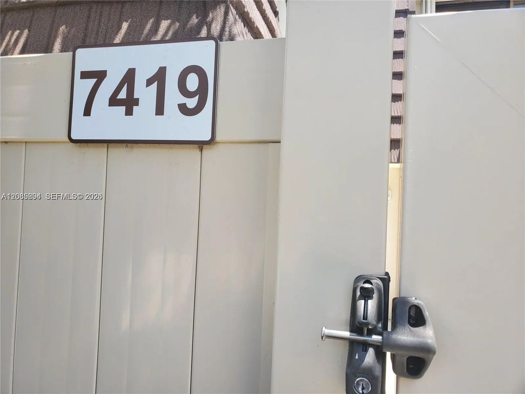 7419 74th Way #7419, West Palm Beach