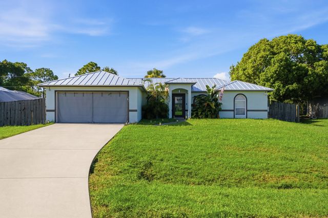 3 of 32 - 385 Sw Nativity Terrace, Port St. Lucie, FL
