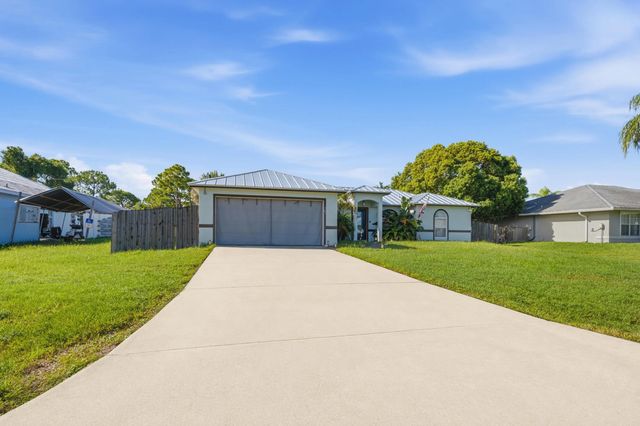 5 of 32 - 385 Sw Nativity Terrace, Port St. Lucie, FL