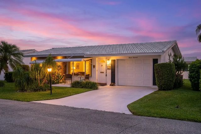 2 of 17 - 1100 Siesta Avenue, Boynton Beach, FL